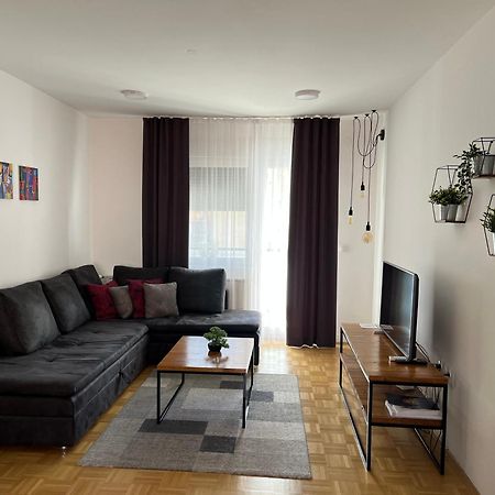 Apartmán For5 Ðakovo Exteriér fotografie