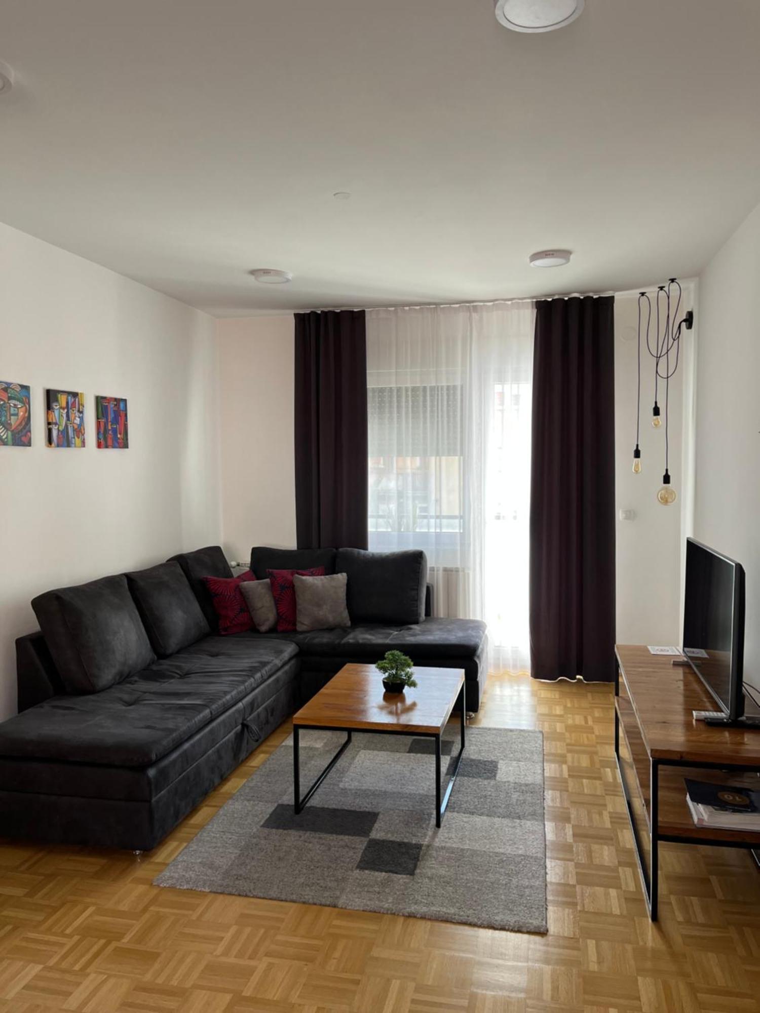Apartmán For5 Ðakovo Exteriér fotografie